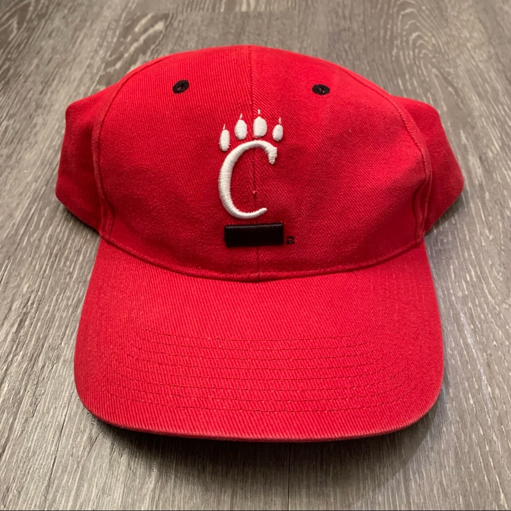 Vintage Cincinnati Bearcats Steve & Barry's Fitted Hat Adult‎ Size 7 3/8